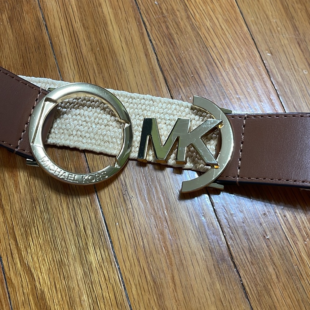 🌎 Michael Kors Belt - Picture 4 of 7